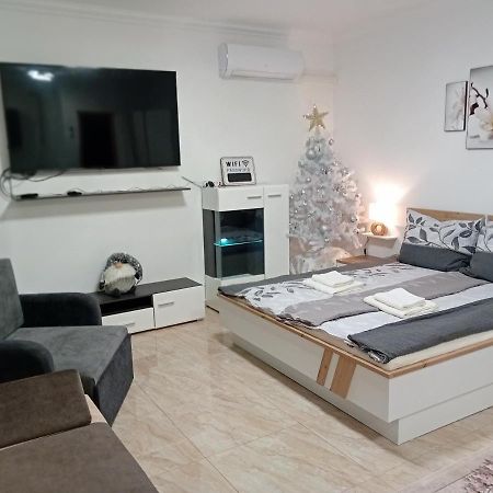 Hangjegy Apartman Дебрецен Екстер'єр фото
